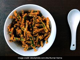 चटपटी मसालेदार कुरकुरी भिंडी के लिए अपनाएं ये तरीका, बनेगी इतनी क्रिस्पी और क्रंची कि भूल जाएंगे होटल का स्वाद चटपटी मसालेदार कुरकुरी भिंडी के लिए अपनाएं ये तरीका, बनेगी इतनी क्रिस्पी और क्रंची कि भूल जाएंगे होटल का स्वाद