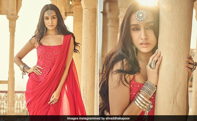 Modern Elegance Is Shraddha Kapoor In A Gorgeous Red Mirror Work <i>Saree</i>