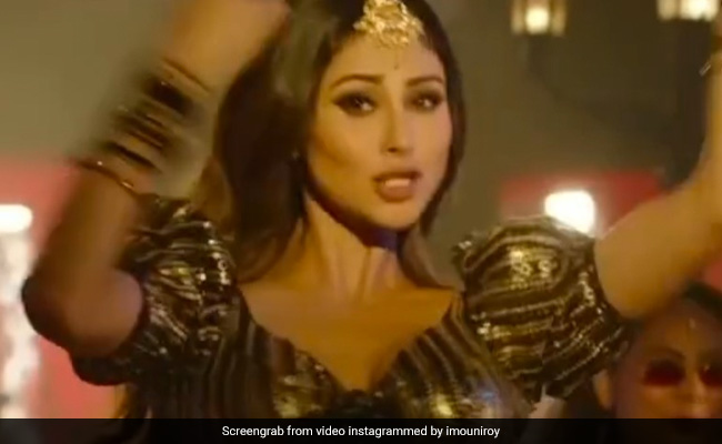 मौनी रॉय का नया गाना 'Disco Balma' रिलीज, देखते रह जाएंगे एक्ट्रेस का नया अंदाज