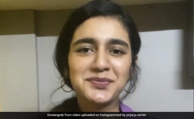 Priya Prakash Varrier ने 'The Magic Bomb' के म्यूजिक पर किया अजीबोगरीब डांस, फैन्स का यूं आया रिएक्शन