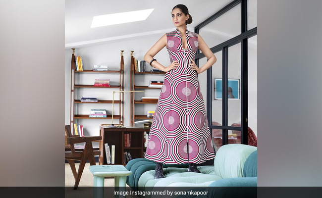 ICYMI: Anand Ahuja's Reaction To Pic Of Sonam Kapoor Standing On New Couch