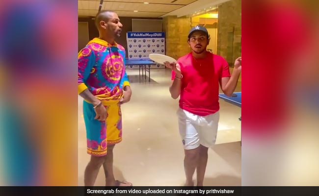 पृथ्वी शॉ ने धवन से कहा-आज सब्जी नहीं पोहे बनेंगे फिर क्रिकेटर ने ऐसे किया रिएक्ट, Video देख लोटपोट हो जाएंगे