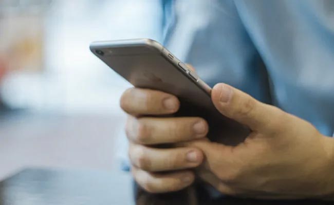 Centre Orders Preloading Smartphones With This App For Cybersecurity: Report