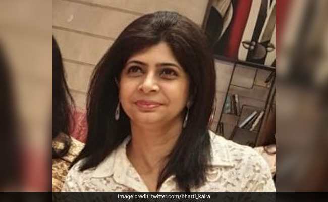 Delhi Teacher Who Gave Smartphones To Over 300 Students To Help Study Felicitated