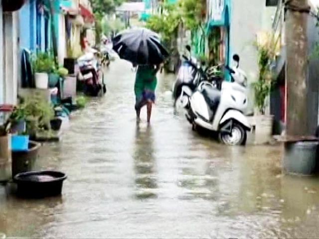 Red Alert In Telangana Following Cyclone Gulab