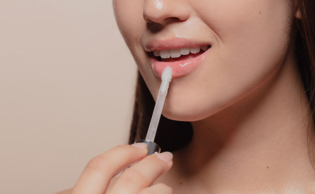 Clear Lip Glosses So Shiny, You Won't Be Able To Say No To Them