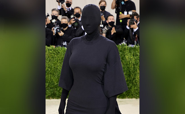 Met Gala 2021: Keeping Up With These Kim Kardashian Memes. Twitter Was Kind