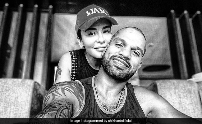 शिखर धवन और आयशा मुखर्जी का हुआ तलाक, तो दुखी हुए फैंस, बोले- किसी के साथ इतना बुरा कैसे हो सकता है