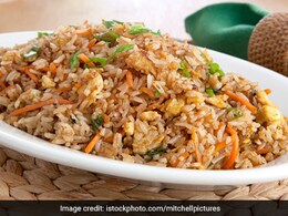 Chicken Burnt Garlic Fried Rice: Prepare This Quick And Easy Fried Rice Recipe In Just 15 Minutes