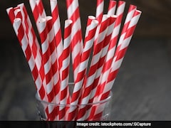 सिंगापुर में एक विदेशी ने स्ट्रॉ चाटकर वापस मशीन में डाल दिया, INSTAGRAM पोस्ट वायरल- अब हो सकती है जेल