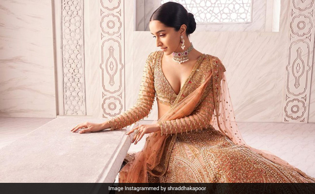 Shraddha Kapoor In A Peach <i>Lehenga</i> Is What Minimal Bridal Dreams Are Made Of