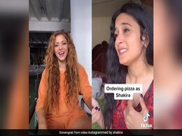 Pizza ऑर्डर करने के लिए लड़की ने फोन पर शकीरा की नकल उतारते हुए गाया गाना, तो सिंगर ने किया मजेदार कमेंट - देखें Funny Video Pizza ऑर्डर करने के लिए लड़की ने फोन पर शकीरा की नकल उतारते हुए गाया गाना, तो सिंगर ने किया मजेदार कमेंट - देखें Funny Video