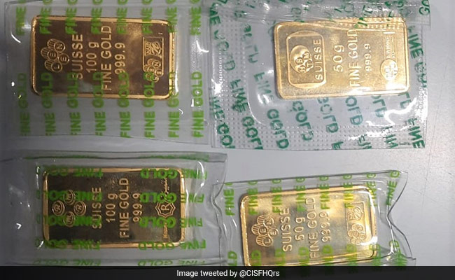 Gold Bars Worth Rs 14 Lakh Recovered From Riyadh Returnee At Delhi Airport