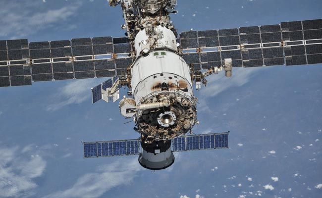 2 Astronauts Set For Spacewalk To Replace Faulty Space Station Antenna