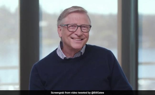 Old Video Of Bill Gates Dancing At Microsoft Windows Launch Party In 1995 Goes Viral