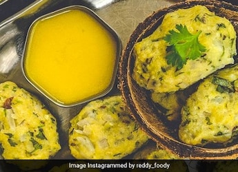 High-Protein Breakfast: These South Indian Dal Dumplings Are The Perfect Low-Carb Recipe To Enjoy High-Protein Breakfast: These South Indian Dal Dumplings Are The Perfect Low-Carb Recipe To Enjoy