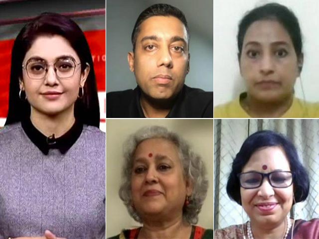 Future Of Education: Traditional vs Online