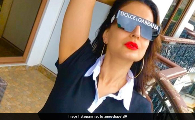 अमीषा पटेल को याद आए करीना के पापा, प्रियंका चोपड़ा की वेडिंग Photo शेयर कर बोलीं- मिसिंग यू रणधीर जी...