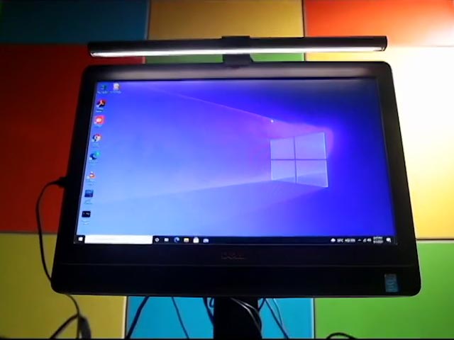 BenQ Screenbar Plus: Smarter Than a Desk Lamp?