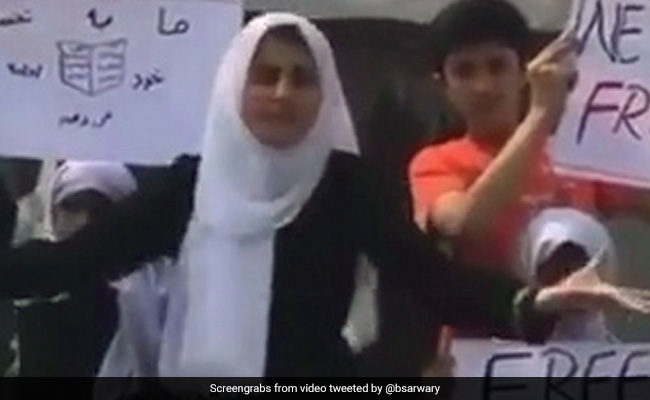 "I Want To Go To School": Afghan Girl's Speech Moves The Internet