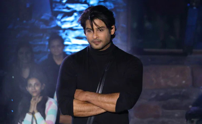 <I>Bigg Boss 13</i> Winner Sidharth Shukla Dies At 40