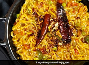 Punjabi Tadka Maggi: How To Make A Tantalizing Maggi Dish Punjabi Tadka Maggi: How To Make A Tantalizing Maggi Dish