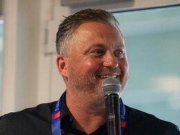 पाकिस्तान में हुई एक और हेड कोच की एंट्री, दमदार रिकॉर्ड किसी को भी बना देगा दीवाना पाकिस्तान में हुई एक और हेड कोच की एंट्री, दमदार रिकॉर्ड किसी को भी बना देगा दीवाना