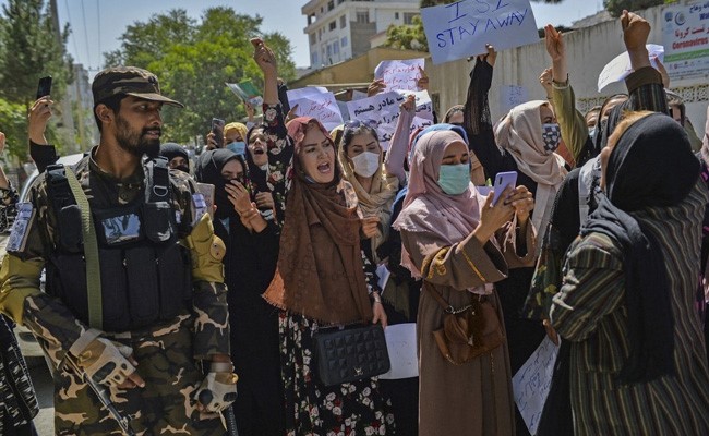 Taliban Fire Shots To Disperse Anti-Pakistan Rally In Kabul: Report