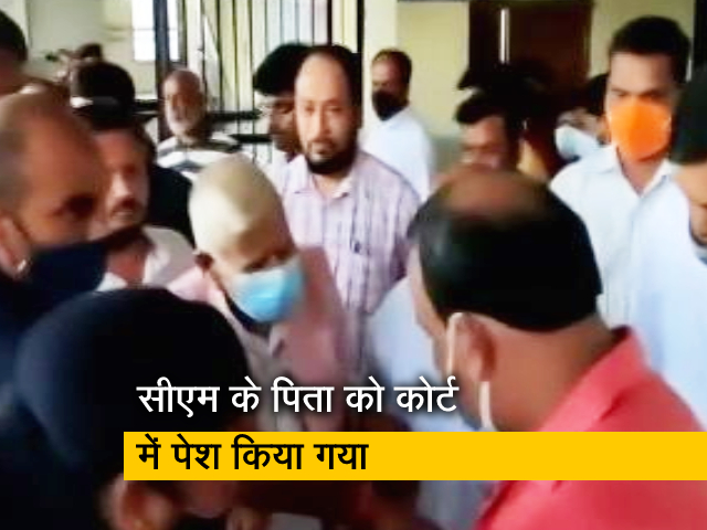 आपत्तिजनक बयान देने पर छत्तीसगढ़ में मुख्यमंत्री भूपेश बघेल के पिता गिरफ्तार