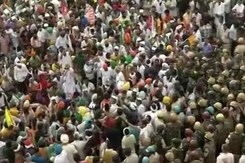 Standoff Between Farmers And Police In Haryana's Karnal Standoff Between Farmers And Police In Haryana's Karnal