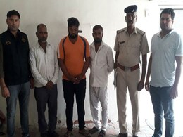 फरीदाबाद : पीट-पीटकर एक व्यक्ति की हत्या करने के मामले में क्राइम ब्रांच ने 3 आरोपियों को किया गिरफ्तार फरीदाबाद : पीट-पीटकर एक व्यक्ति की हत्या करने के मामले में क्राइम ब्रांच ने 3 आरोपियों को किया गिरफ्तार