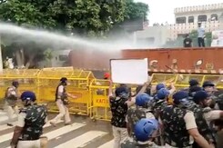 Farmers Break Barricades In Massive Protests At Haryana Government Office Farmers Break Barricades In Massive Protests At Haryana Government Office