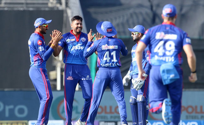 IPL Live Score, DC vs RR: दिल्ली के गेंदबाजों के सामने राजस्थान घुटनों पर, 5 विकेट गिरे