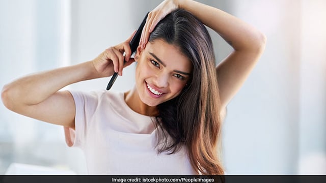 Hair care tips: Add amla, curry leaves and flax seeds to your diet for healthy hair