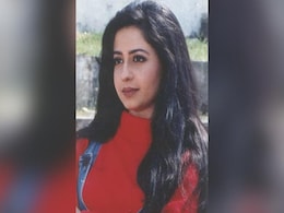 ‘जोश’ में ऐश्वर्या की खूबसूरती को दी थी टक्कर, सालों बाद ऐसी दिखती हैं शाहरुख की हीरोइन...देखें Photo ‘जोश’ में ऐश्वर्या की खूबसूरती को दी थी टक्कर, सालों बाद ऐसी दिखती हैं शाहरुख की हीरोइन...देखें Photo