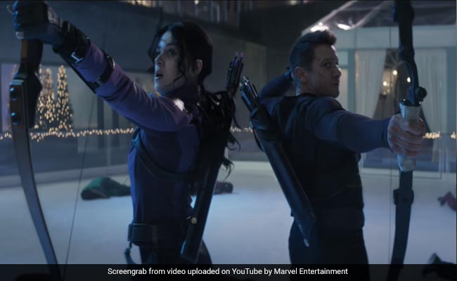 <i>Hawkeye</I> Trailer: Jeremy Renner And Hailee Steinfeld's Powerful Performances Will Keep You Glued To The Screen