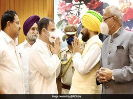 चरणजीत सिंह चन्नी ने ली पंजाब के CM पद की शपथ, PM मोदी ने दी बधाई चरणजीत सिंह चन्नी ने ली पंजाब के CM पद की शपथ, PM मोदी ने दी बधाई