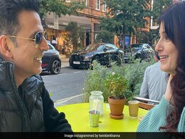 ट्विंकल खन्ना और अक्षय कुमार की बातचीत हुई बहस में तब्दील, फोटो हो गईं वायरल ट्विंकल खन्ना और अक्षय कुमार की बातचीत हुई बहस में तब्दील, फोटो हो गईं वायरल