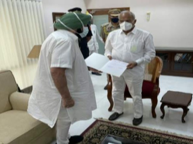 Amarinder Singh Quits As Chief Minister, Under Pressure From Congress