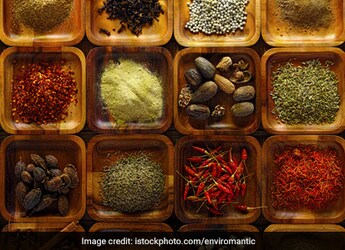 How To Make Spicy Sambar Masala, Chettinad-Style (Recipe Inside) How To Make Spicy Sambar Masala, Chettinad-Style (Recipe Inside)