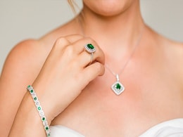 Wear Your Love For Fashion On Your Fingers With These Cocktail Rings Wear Your Love For Fashion On Your Fingers With These Cocktail Rings