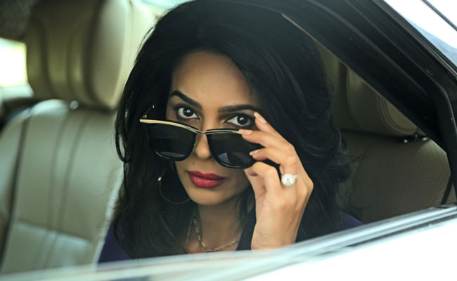 'नकाब' में एकता कपूर से इंस्पायर है Mallika Sherawat का किरदार, एक्ट्रेस का यूं आया जवाब