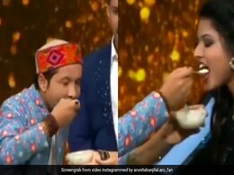 अरुणिता कांजीलाल ने पवनदीप को अपने हाथ से खिलाई खीर, किया प्यार का इजहार...देखें Video अरुणिता कांजीलाल ने पवनदीप को अपने हाथ से खिलाई खीर, किया प्यार का इजहार...देखें Video