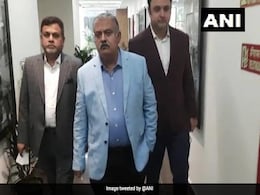 'लापरवाही करते हैं सुरक्षाकर्मी' : रोहिणी शूटआउट को लेकर कमिश्नर से मिले दिल्ली बार काउंसिल के चेयरमैन 'लापरवाही करते हैं सुरक्षाकर्मी' : रोहिणी शूटआउट को लेकर कमिश्नर से मिले दिल्ली बार काउंसिल के चेयरमैन
