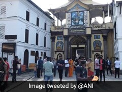 नेपालः पशुपतिनाथ मंदिर श्रद्धालुओं के लिए साढ़े चार महीने बाद फिर से खुला