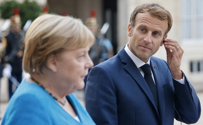 "Stabbed In The Back" France Vents Over Submarines, Alone On World Stage