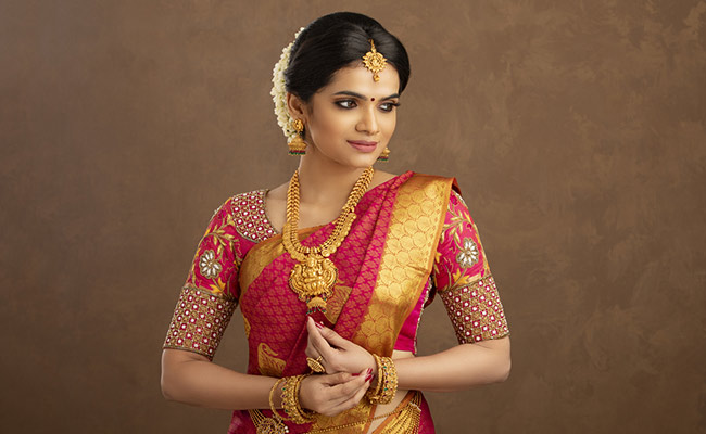 Your Stunning Saree Streak Will Only Get Better With These Kanjeevaram Sarees