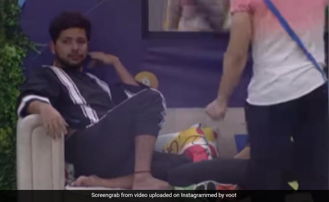 <i>Bigg Boss OTT</i>: Nishant Bhat Steps Out Of The "Ticket to Finale" Task