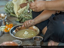 Pitru Paksh 2022 : पितृ पक्ष में ऐसे करें श्राद्ध, तभी मिलेगा पितरों का पूर्ण आशीर्वाद Pitru Paksh 2022 : पितृ पक्ष में ऐसे करें श्राद्ध, तभी मिलेगा पितरों का पूर्ण आशीर्वाद