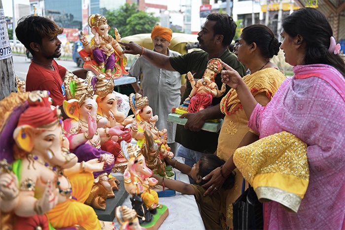 Happy Ganesh Chaturthi 2021 Highlights: Ganesh Chaturthi Festivities Begin  Today Amid Covid Curbs